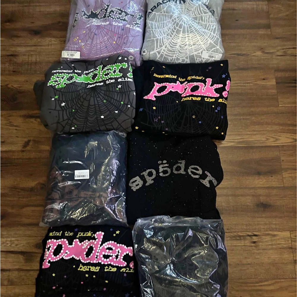 Spider Graphic Sweatshirts